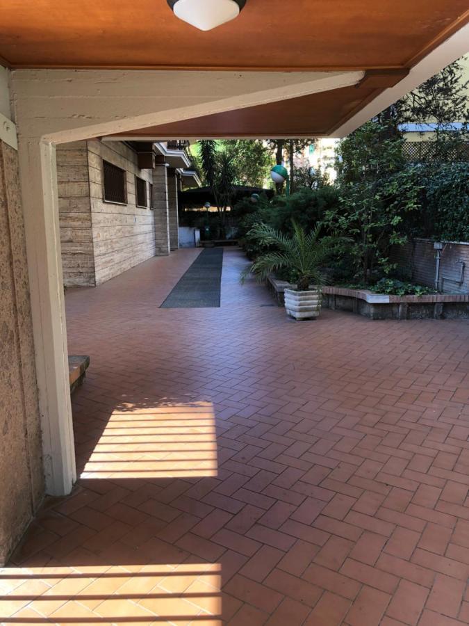 Le Petite Resort B&B Rome Extérieur photo