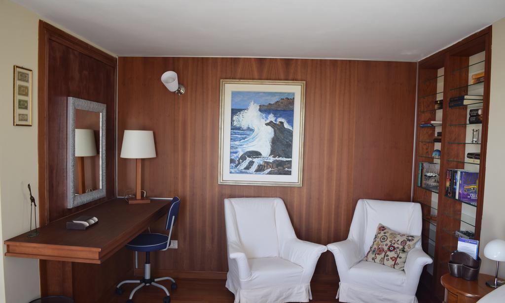 Le Petite Resort B&B Rome Extérieur photo