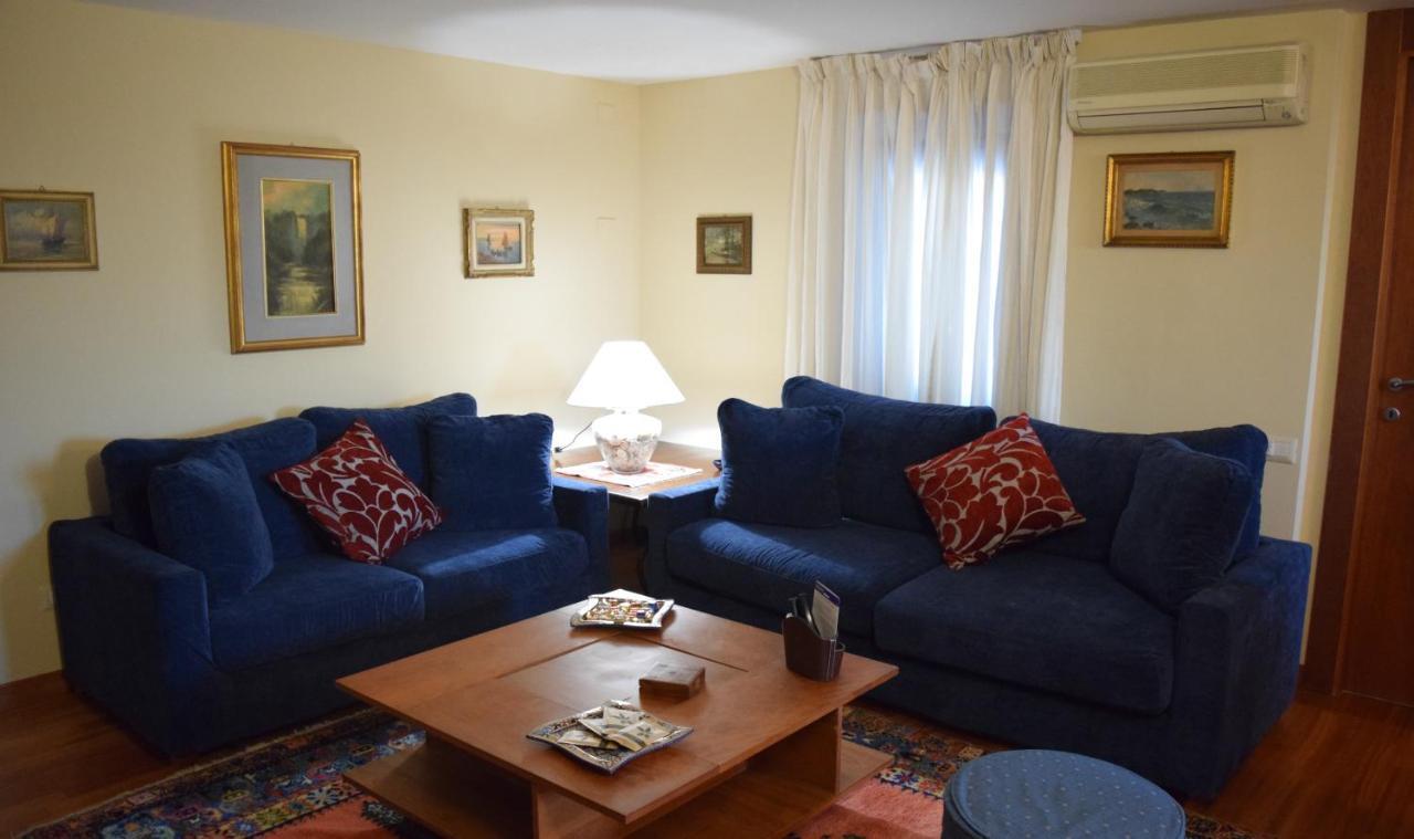 Le Petite Resort B&B Rome Extérieur photo
